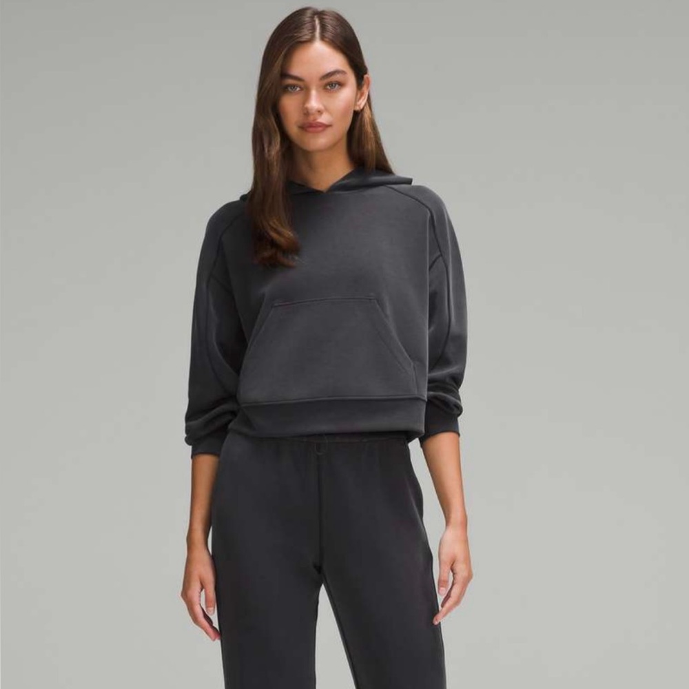 Lululemon softstream cropped hoodie - black, sz 10